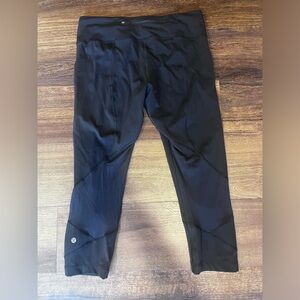 lululemon athletica wunder train mid-rise 3/4 leggings in black - size 10